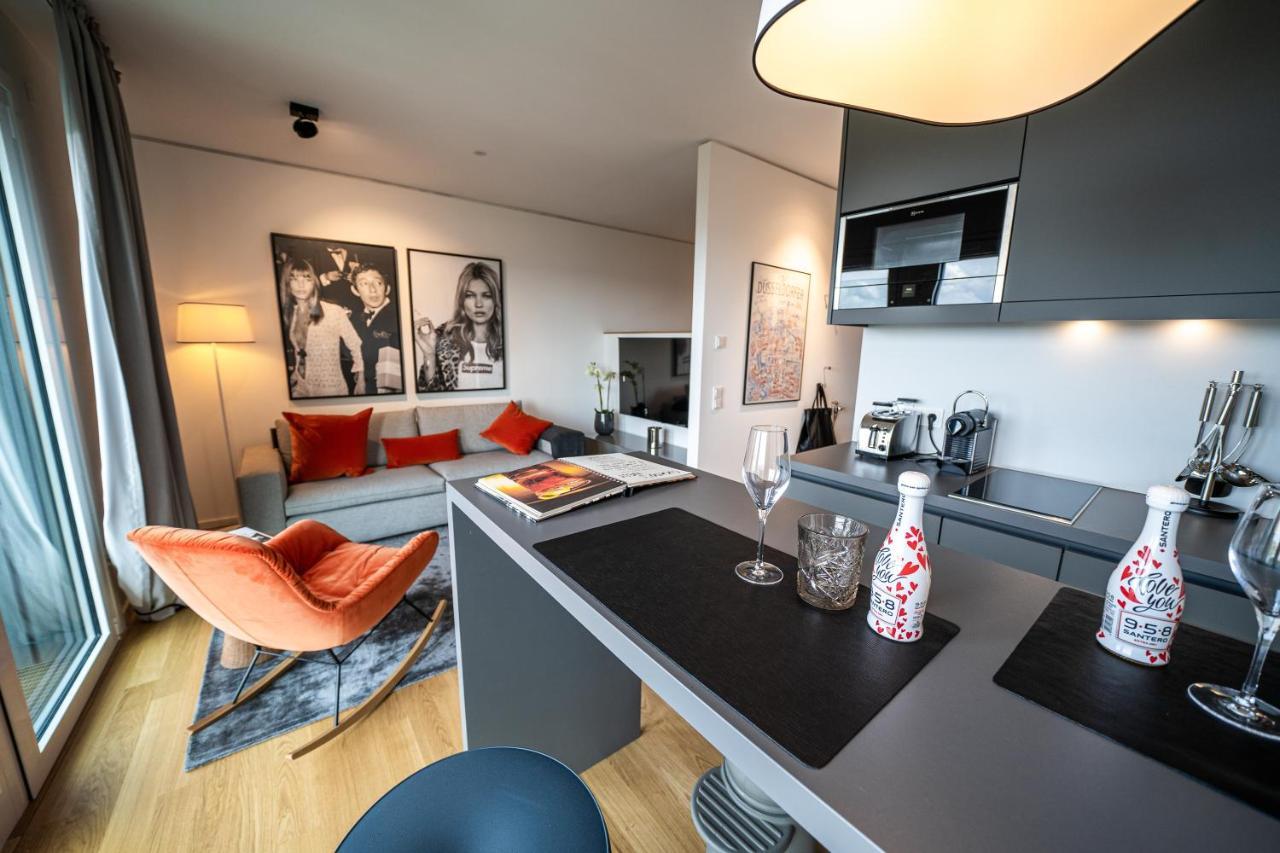 Luxury Apartments Duesseldorf Buitenkant foto