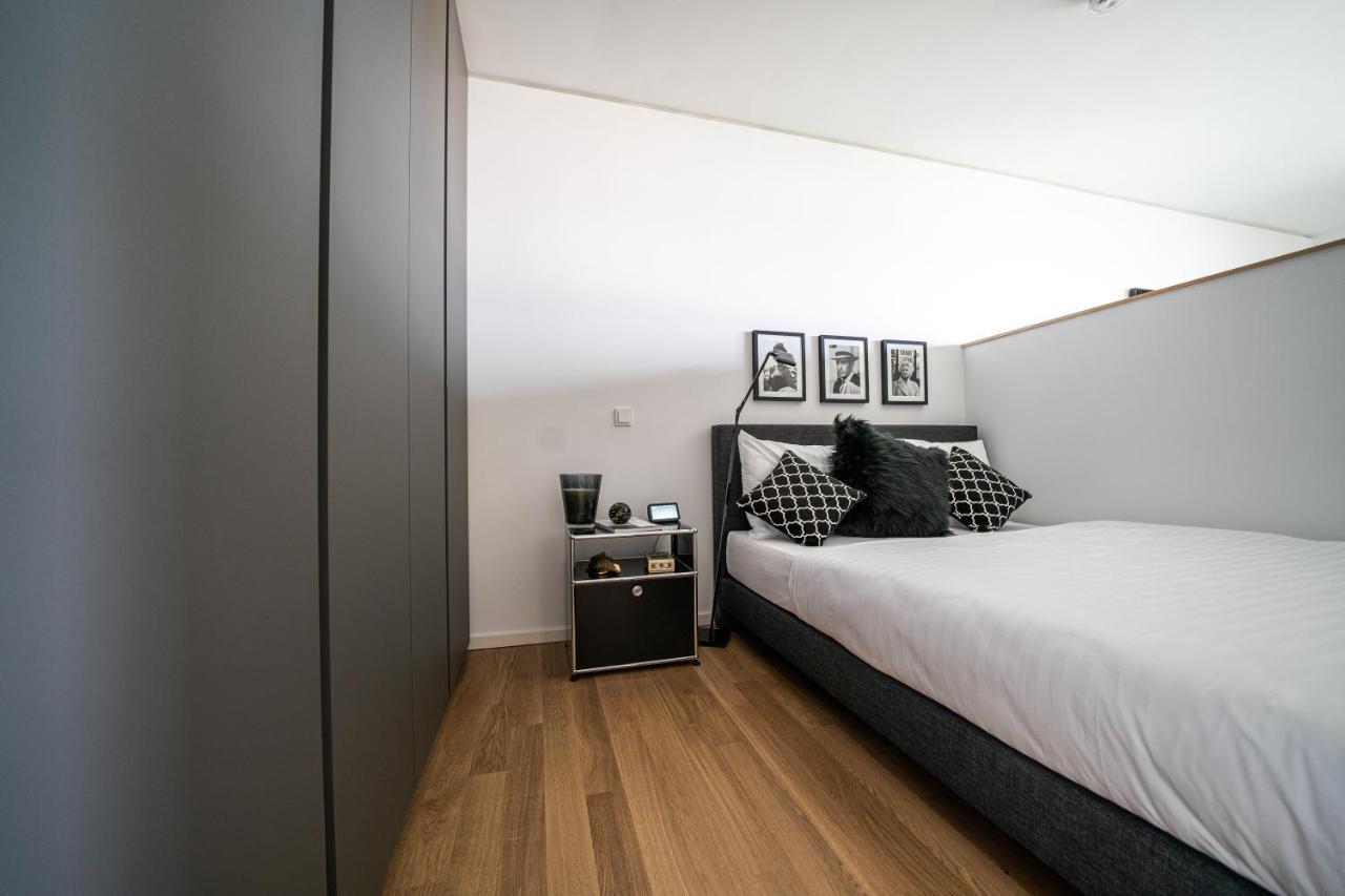 Luxury Apartments Duesseldorf Buitenkant foto
