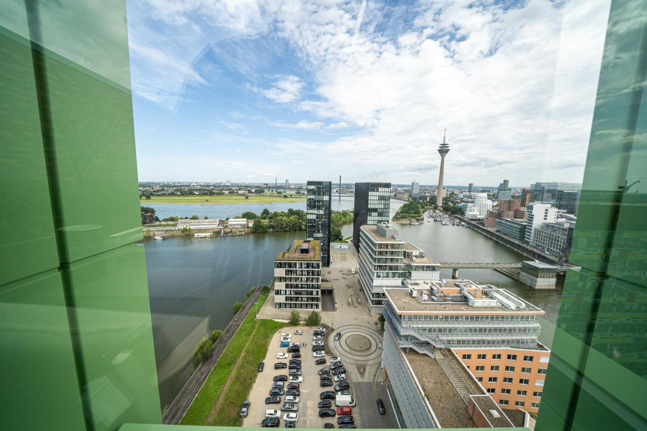 Luxury Apartments Duesseldorf Buitenkant foto